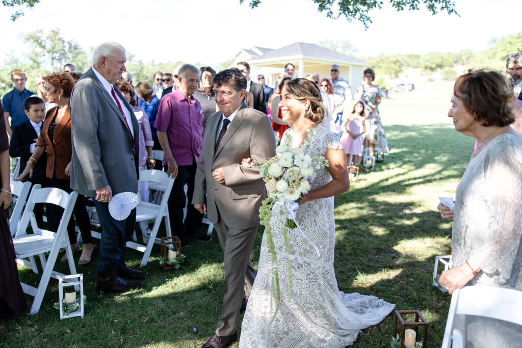 Guests enjoying a sunset wedding at The Vincent Homestead, a peaceful lakeside wedding venue located just 15 minutes from Temple, Texas.