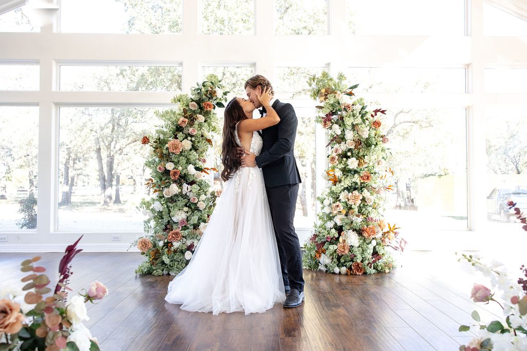 Elegant indoor wedding venue near Dallas Texas