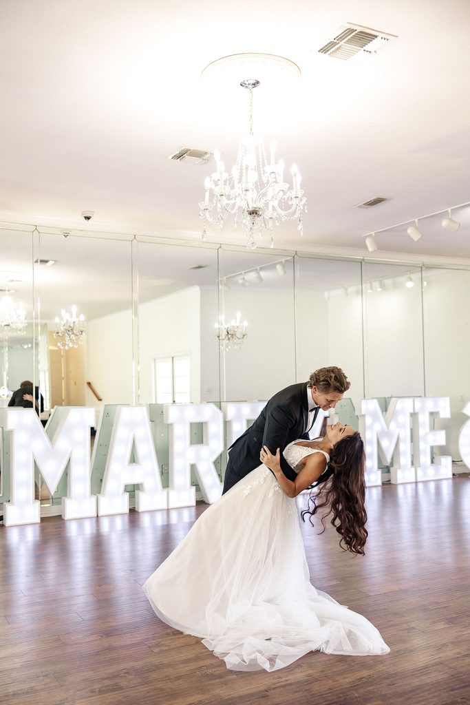 1. Luxury historic estate wedding near Dallas Texas