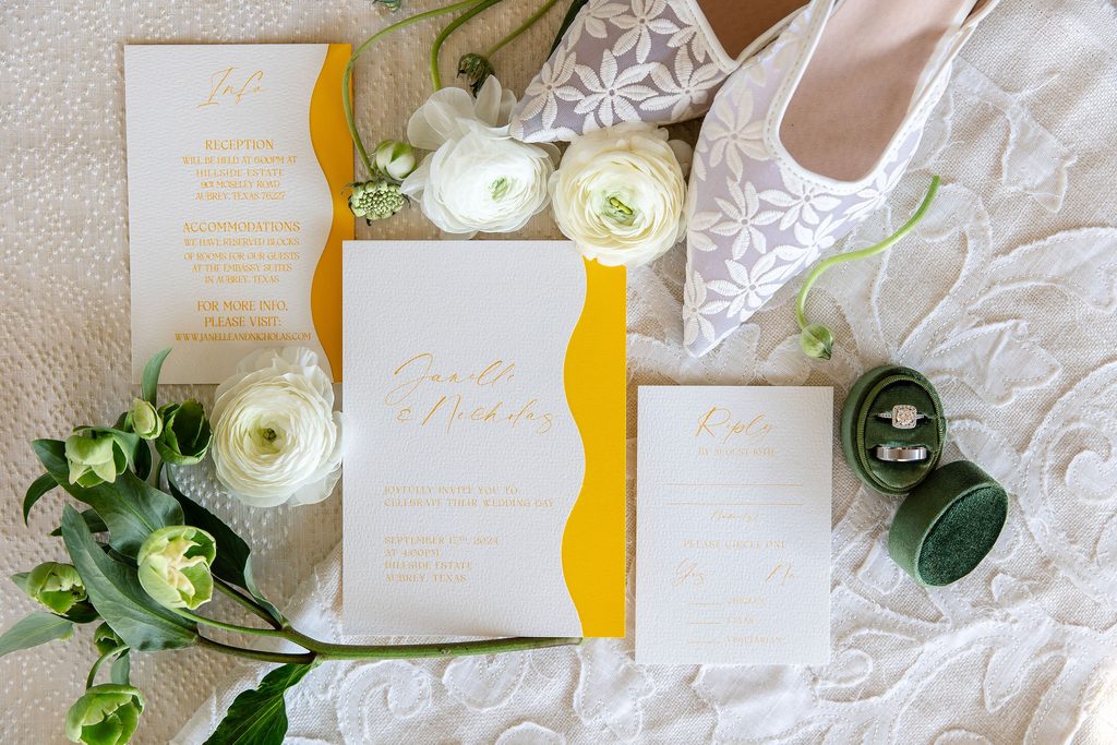 Dallas area wedding photographer capturing a wedding at D’Vine Grace Vineyard in McKinney Texas